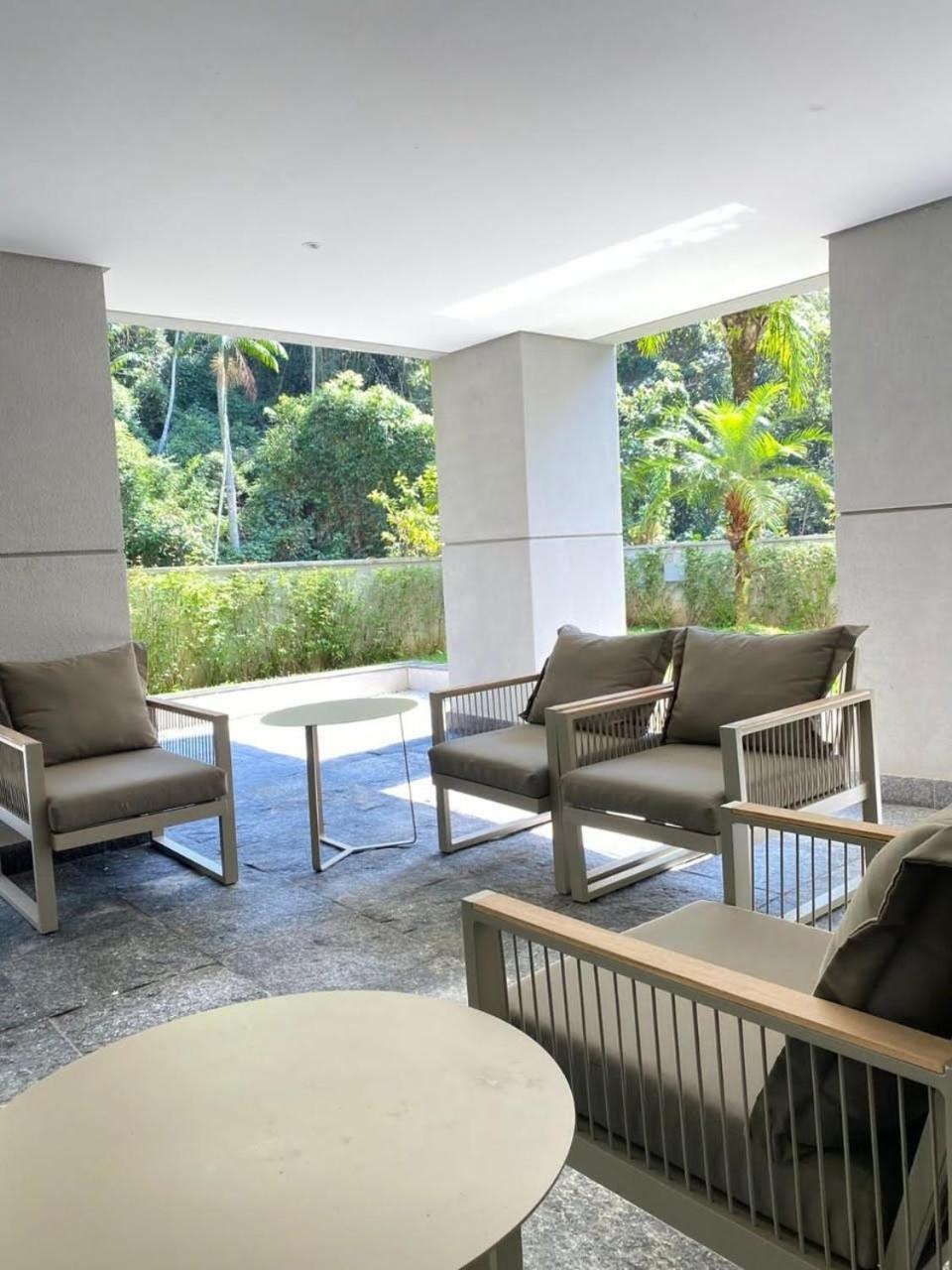 Aconchegante E Moderno Apartamento Pertissimo Da Praia Ubatuba Ngoại thất bức ảnh