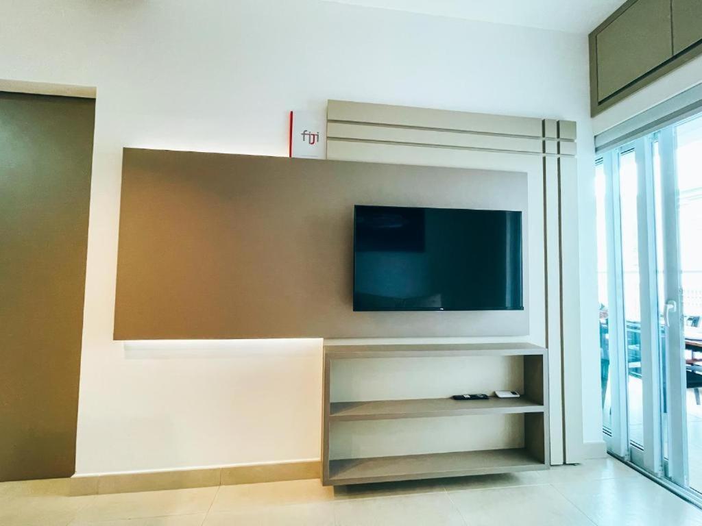 Aconchegante E Moderno Apartamento Pertissimo Da Praia Ubatuba Ngoại thất bức ảnh